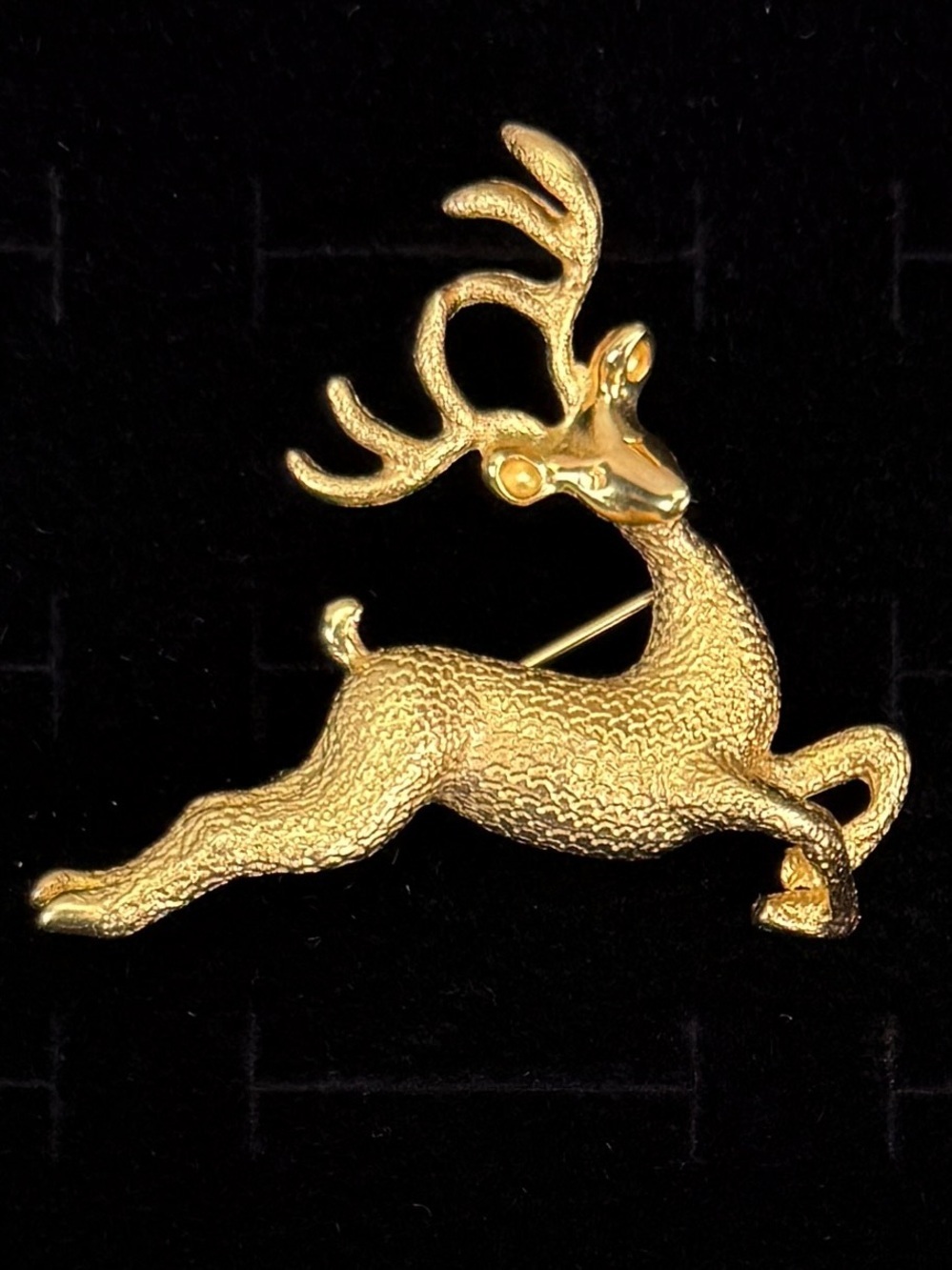 Vintage Goldtone Festive Holiday Reindeer Brooch